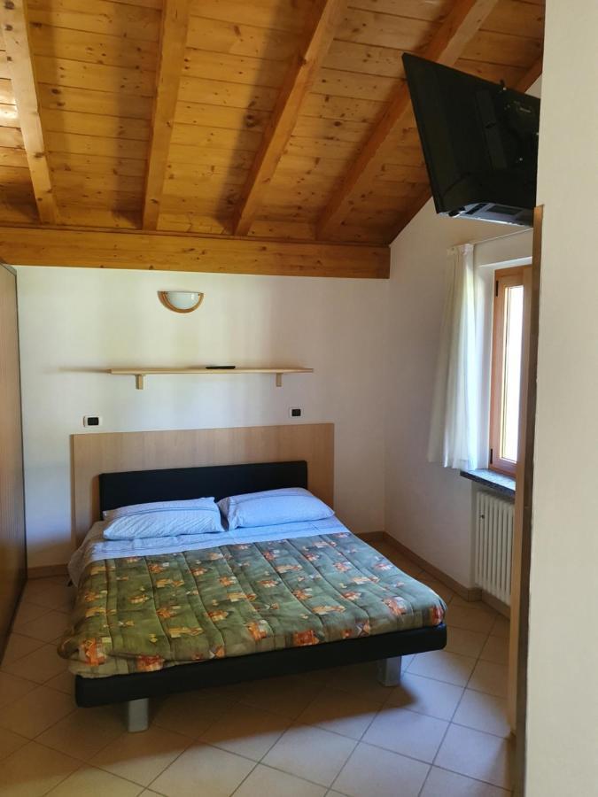 Bungalows In Camping Solarium โดมาโซ ภายนอก รูปภาพ