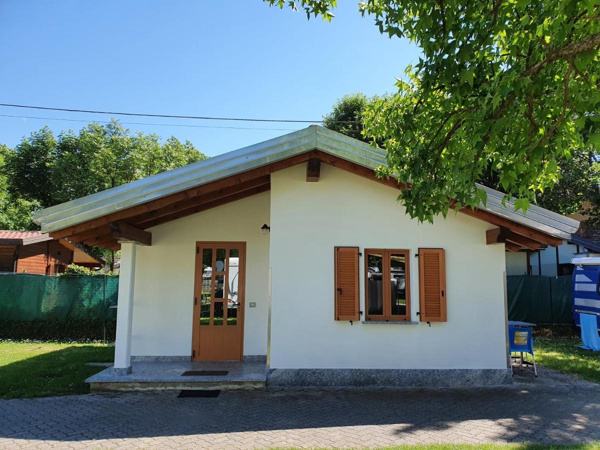 Bungalows In Camping Solarium โดมาโซ ภายนอก รูปภาพ