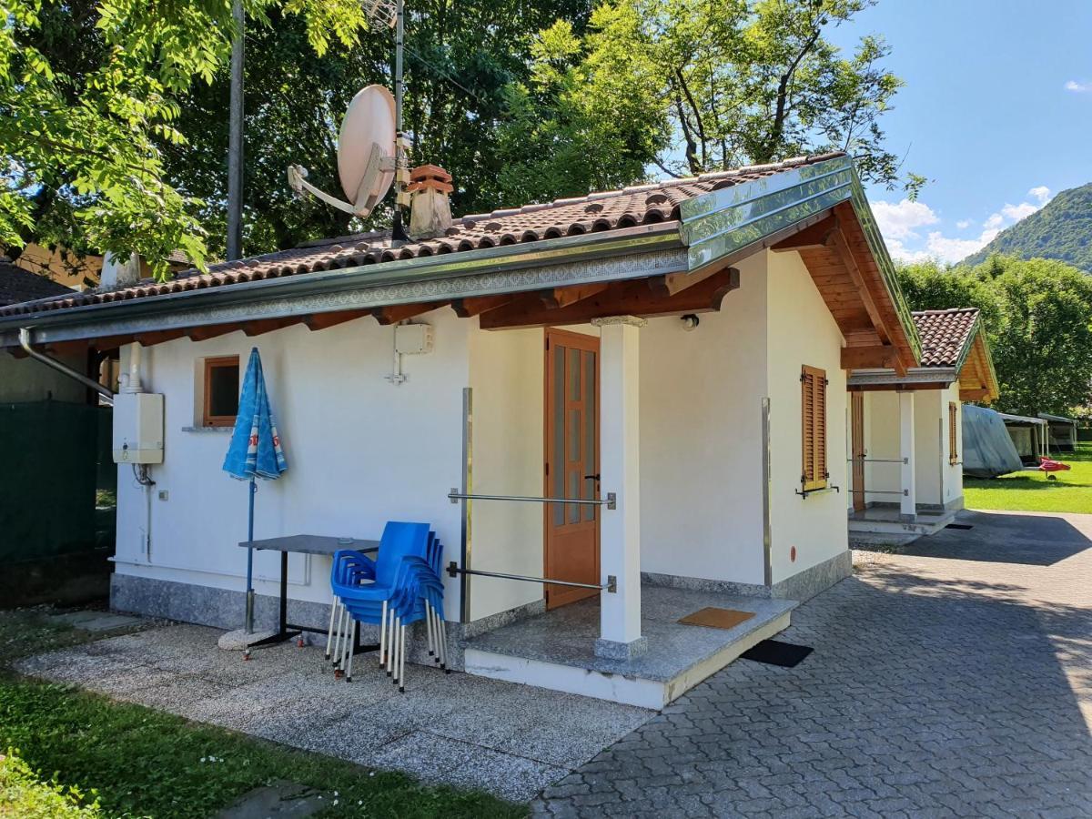 Bungalows In Camping Solarium โดมาโซ ภายนอก รูปภาพ